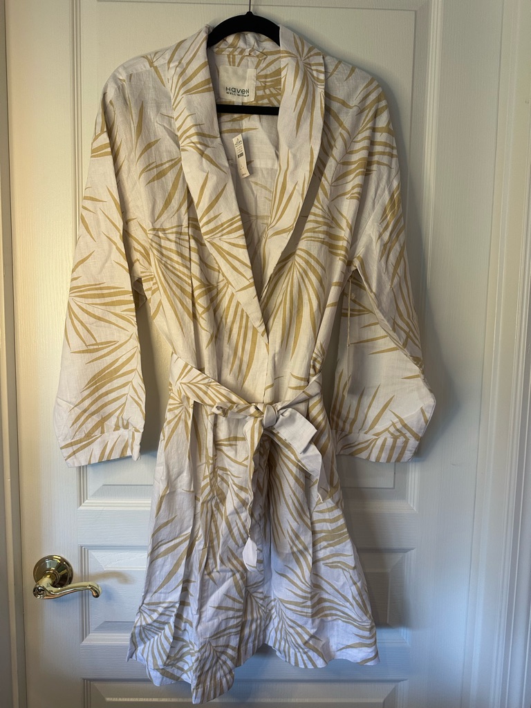 Haven Well Within Palm-Print Linen-Blend Robe In White And Tan